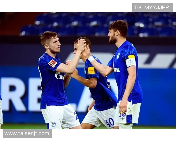 沙克尔与柏林赫塔激战正酣谁能在德甲赛场笑到最后 沙克尔与柏林赫塔激战正酣谁能在德甲赛场笑到最后